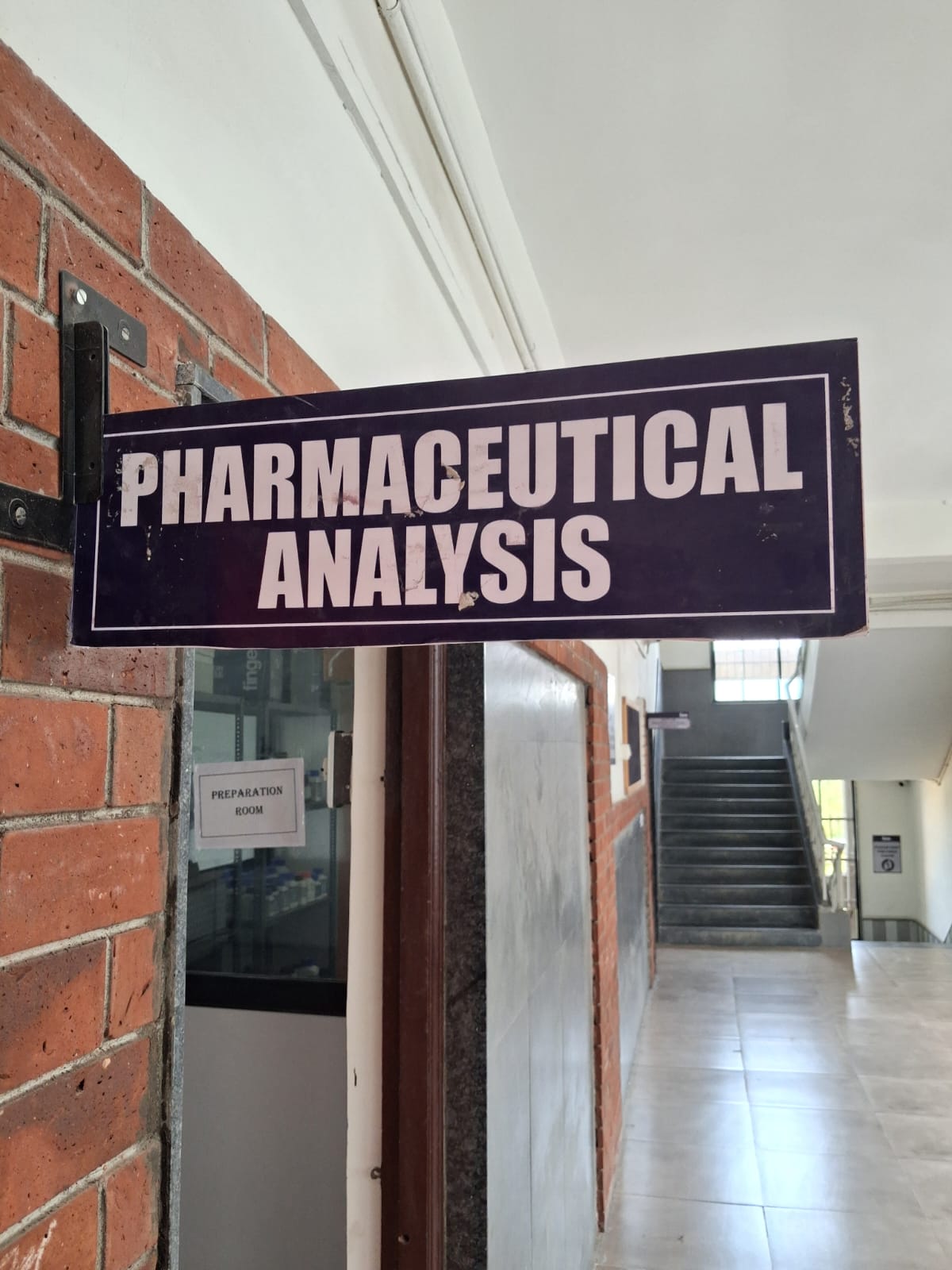 pharmanalysis